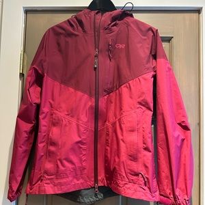 OR women’s Aspire Lightweight Hooded Packable Rain Jacket-M Sangria/Garnet